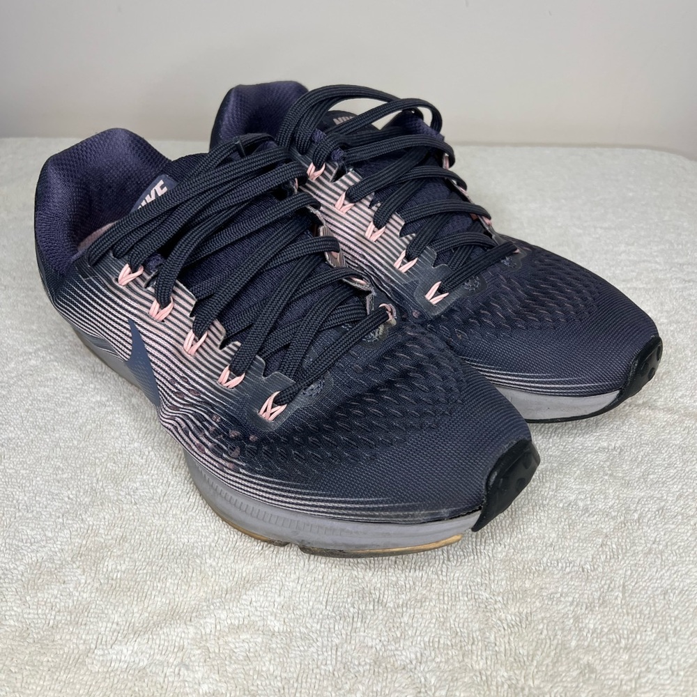 Nike Zoom Women Size 9 Running shoes